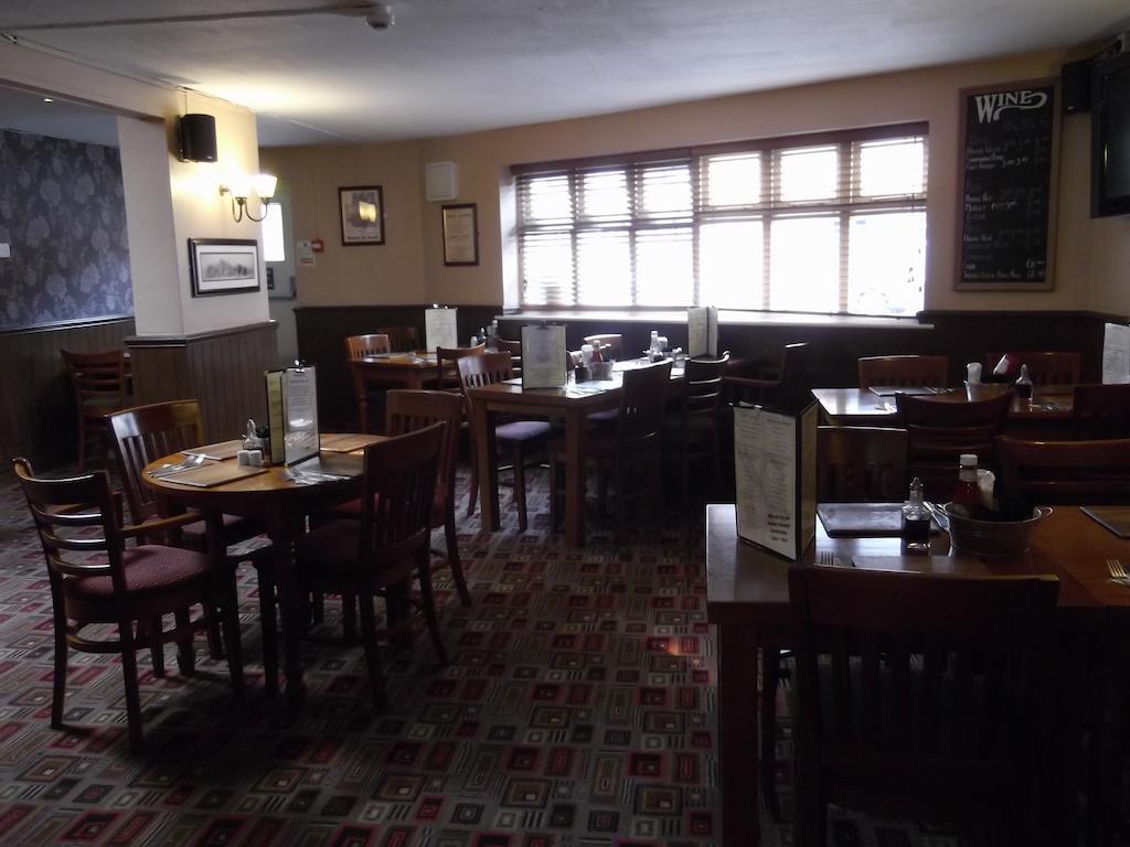 The Plough Bicester Camera foto